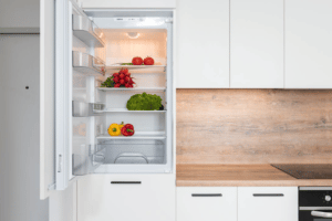 How to Clean Fridge - AEG Cleaning Service