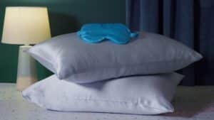 Clean Pillows - AEG Cleaning Service